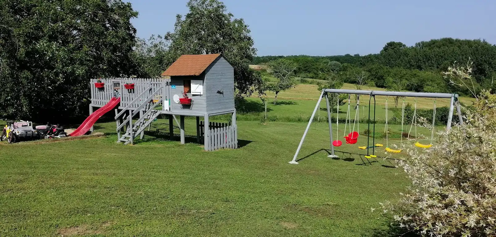 Première photo de l'aire de jeux